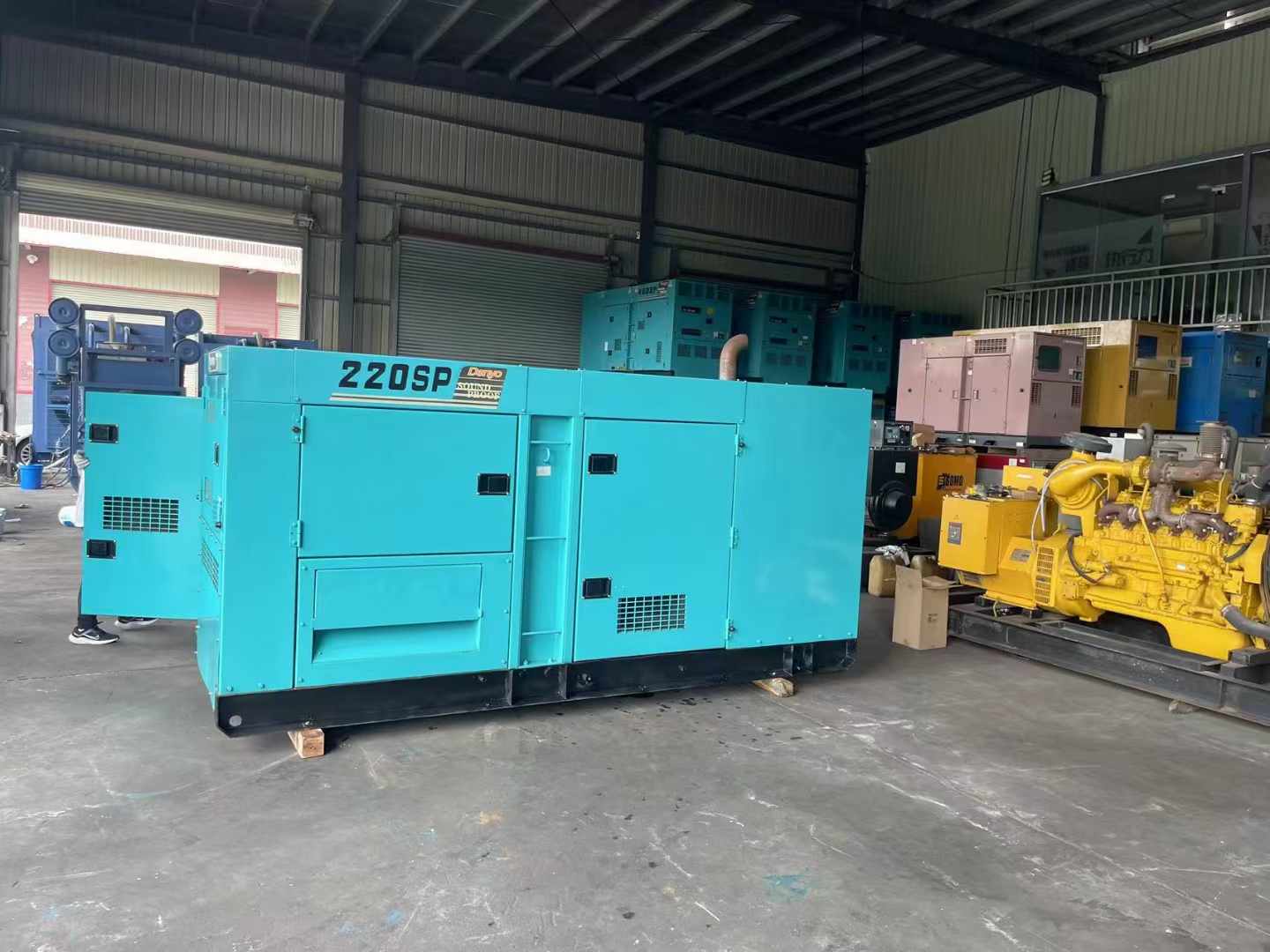 沙坪坝800kW 柴油发电机的输出电流波动范围是多少?