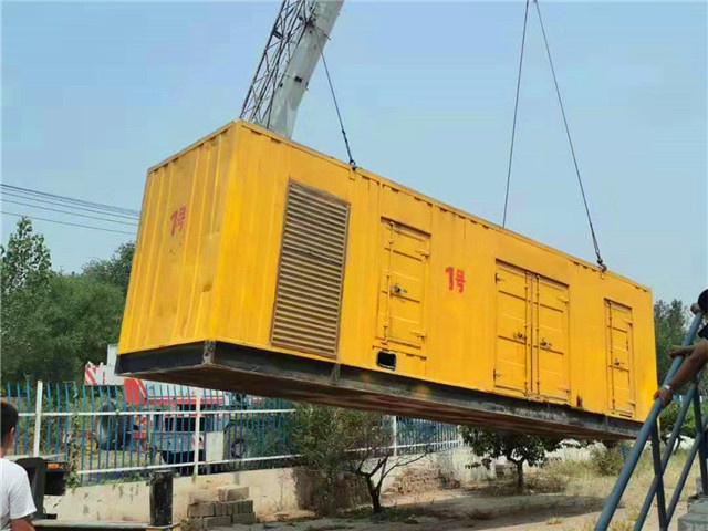 沙坪坝300KW柴油发电机组油耗是多少？